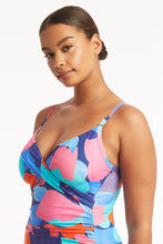 Load image into Gallery viewer, Paintball Twist Front Dd/E Tankini - Royal