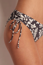 Load image into Gallery viewer, Tapa Ruched Side Pant