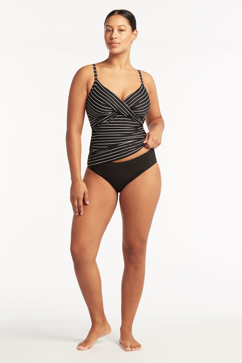 Shoreline Twist Front Dd/E Cup Singlet Top - Black