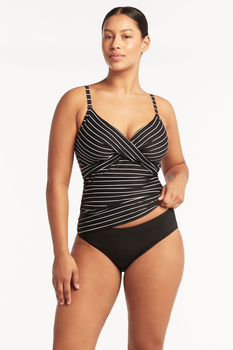 Shoreline Twist Front Dd/E Cup Singlet Top - Black