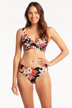 Load image into Gallery viewer, Escape Mid Bikini Pant - Black