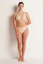 Load image into Gallery viewer, Fantasy Mid Rise Ruched Pant