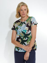 Load image into Gallery viewer, Short Sleeve Floral Tee