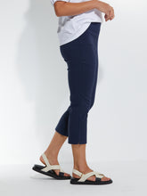 Load image into Gallery viewer, Cropped Bengaline Pant - Navy
