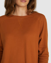 Load image into Gallery viewer, Raglan Waffle Sweat | Red Earth