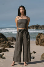 Load image into Gallery viewer, Ava Linen Pants - Khaki