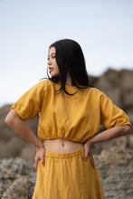 Load image into Gallery viewer, Mila Linen Top - Sunflower