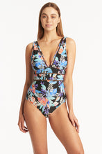 Load image into Gallery viewer, Botanica Spliced One Piece - Black