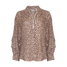 Load image into Gallery viewer, whisk top - leopard