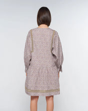 Load image into Gallery viewer, douse dress - biscuit paisley