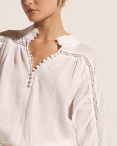 equip top - porcelain
